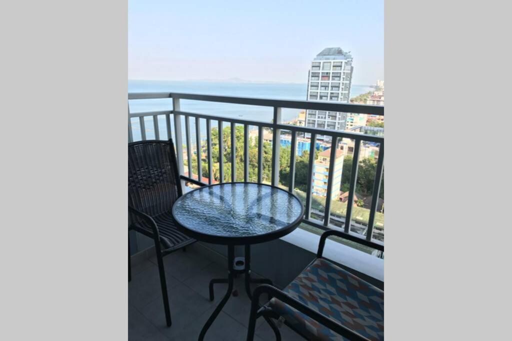 Stunning Seaview Suite Haat Jomtien Eksteriør bilde